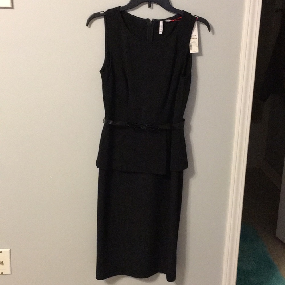 Elle dress with attached belt